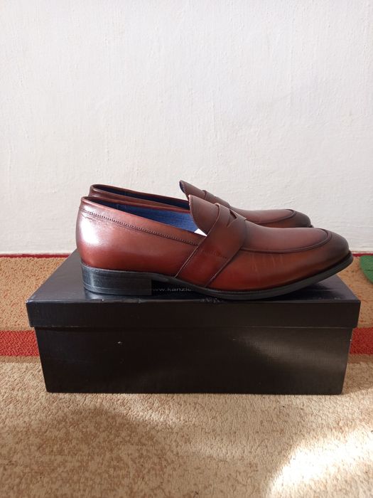 Ерлер аяқ-киімі.