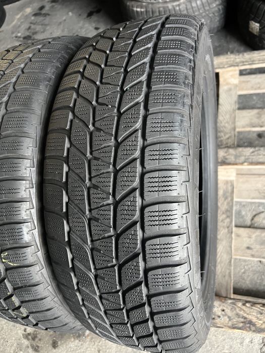 2 anvelope de iarna 205/55/17 Bridgestone Runflat 6.6 mm!