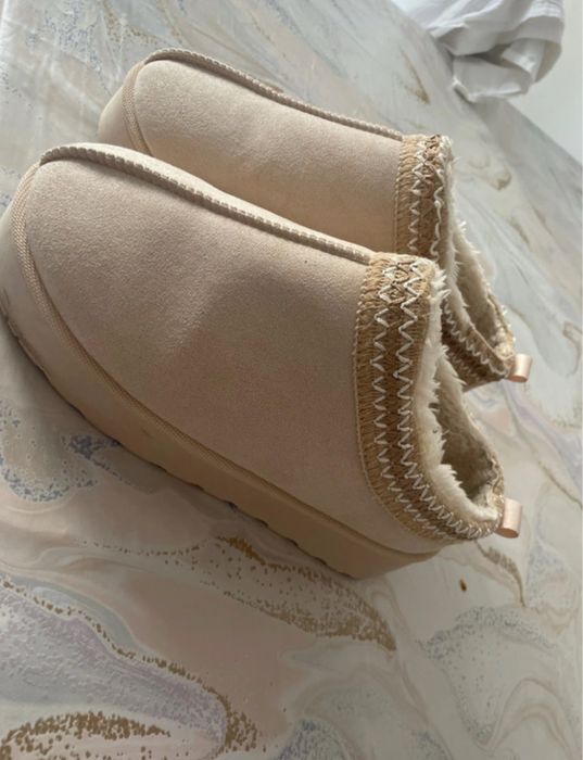 Botine tip ugg (papuc)