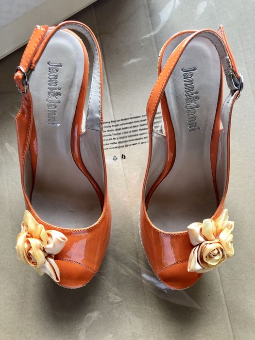 Sandale de vara, cu platforma de 11 cm