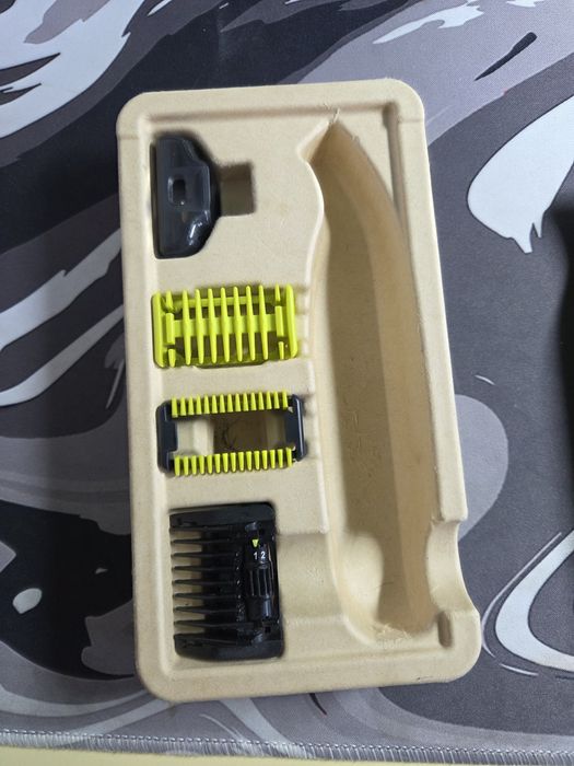 Aparat de ras Philips one blade modelul QP 2824/20 (citiți descrierea cu atentie)