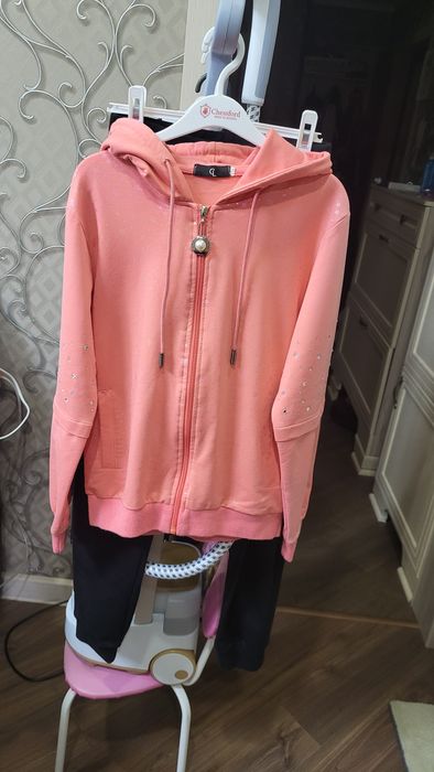 Спортивный костюм и трико