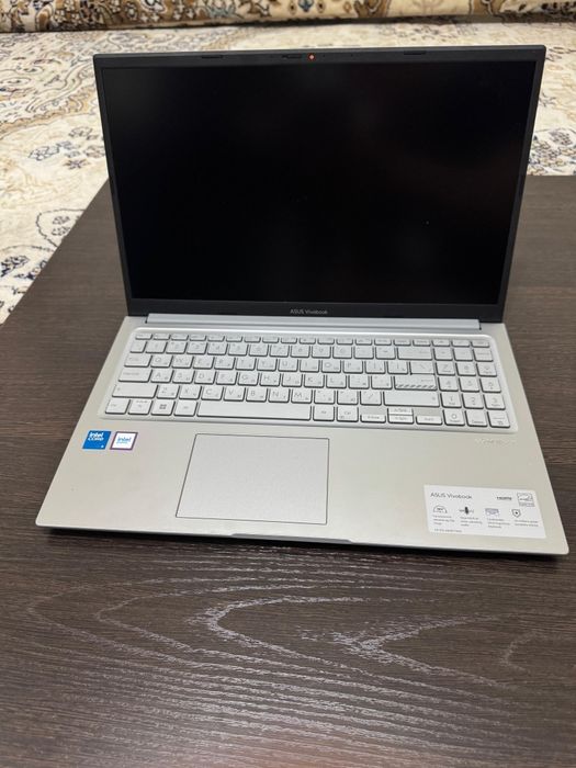 Продам ноутбук Asus vivobook 15
