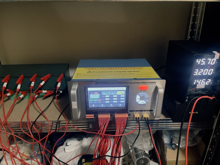 Балансьор за литиеви батерии SUNKKO D 1524