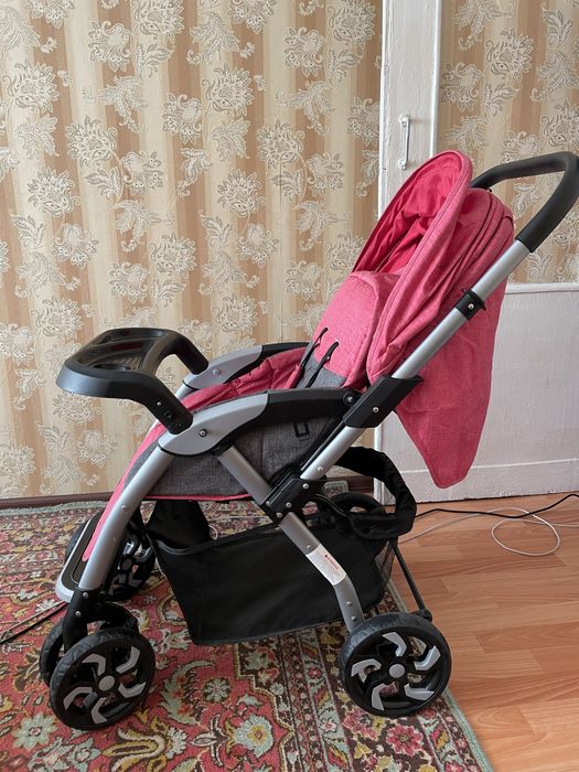Продам детскую коляску