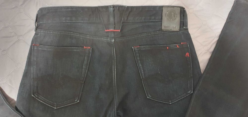 Оригинални мъжки дънки Рипли размер 33-34 много тъмно син цвят