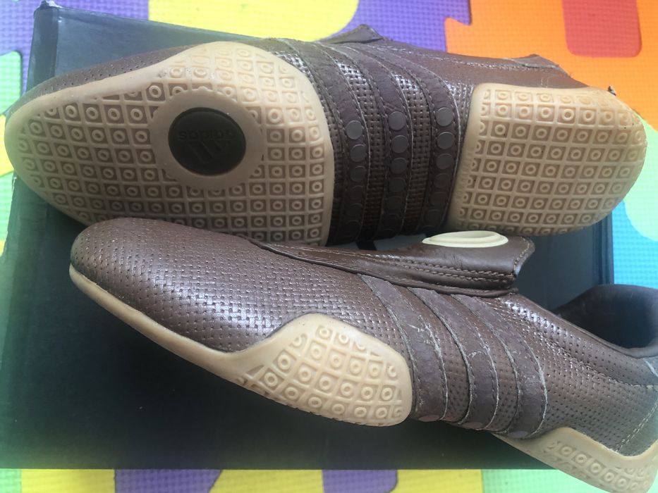 Маратонки Adidas Yoga Gym номер 36 само за 50 лв. За Йога Фитнес или в