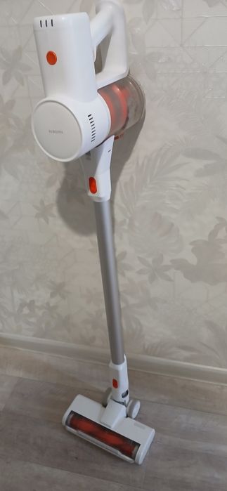 Продам пылесос Xiaomi