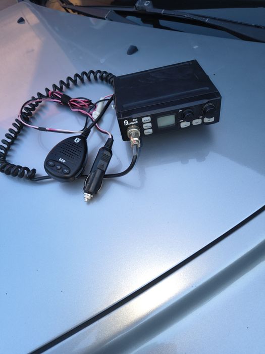Statie Allamat 409 (8W) + Antena Premier IC 100 Magnetica