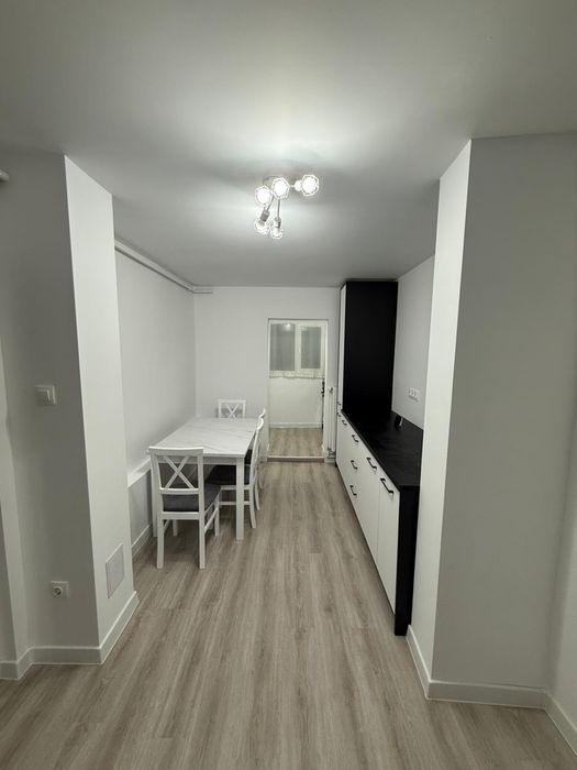 Apartament cu 2 camere etajul 1 de inchiriat