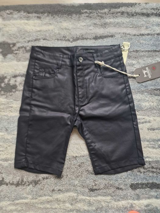 Нови къси панталонки PAUSE