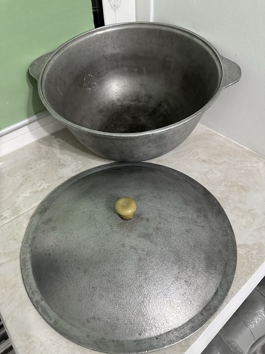 Казан чугун советский , сковородки