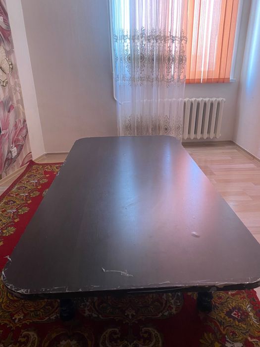 Срочно/! Продам стол
