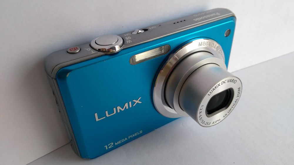 Фотоаппарат Panasonic Lumix DMS-FS10