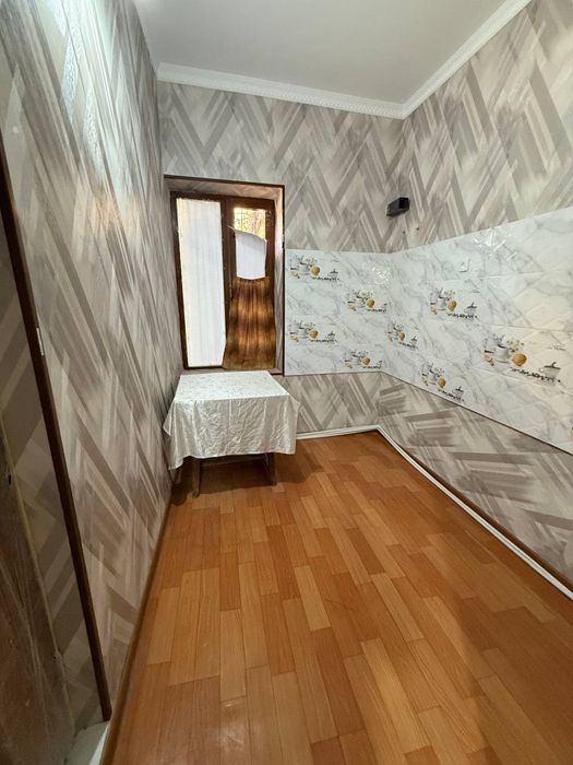 2 qavatli noturar joy sotiladi