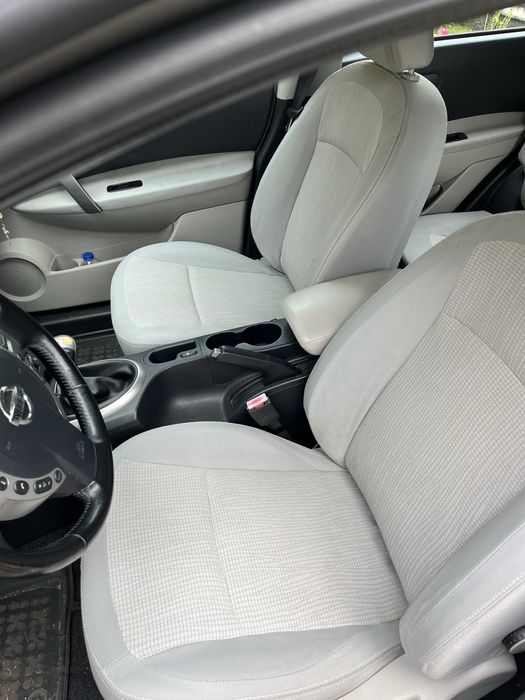 Nissan Qashqai 1.6 benzina 2011