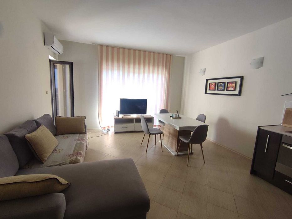 Продава се Двустаен апартамент в к.к. Златни пясъци - 64 кв.м за 1344 €/кв.м - Снимка #1