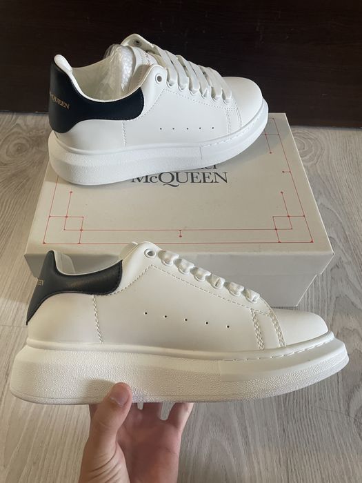 Alexander McQUEEN