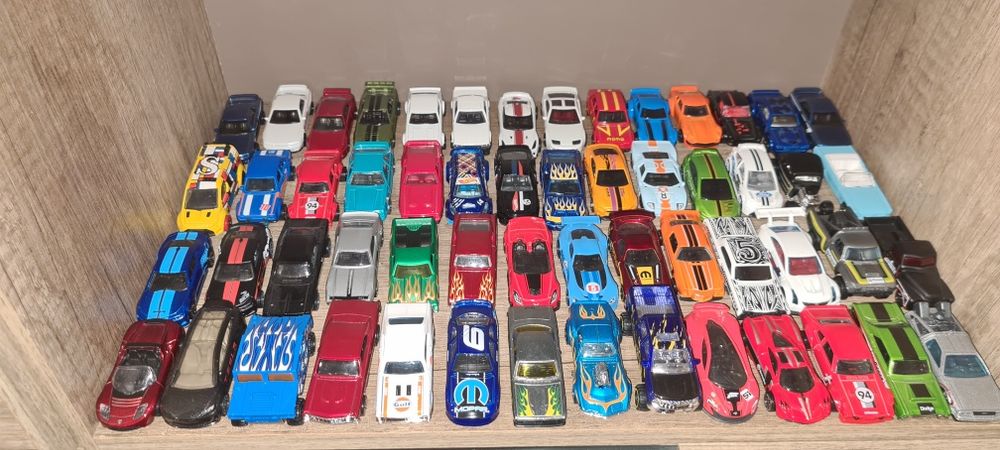 Colectie hot wheels 120 masinute