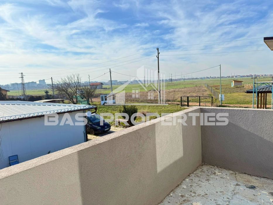 Къща в София, област-гр.Костинброд площ 156