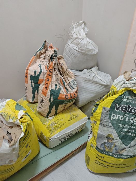 Цемент штукатурка отдаю бесплатно