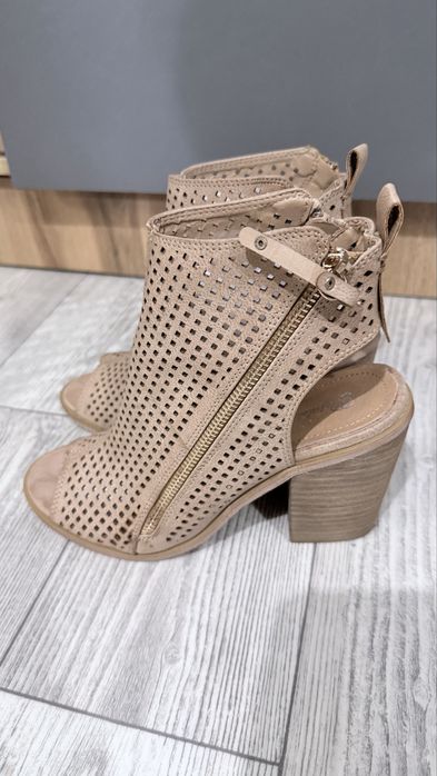 Босоножоки-туфли