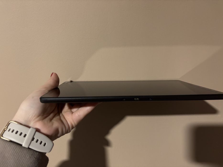 Lenovo tab M10 FHD plus