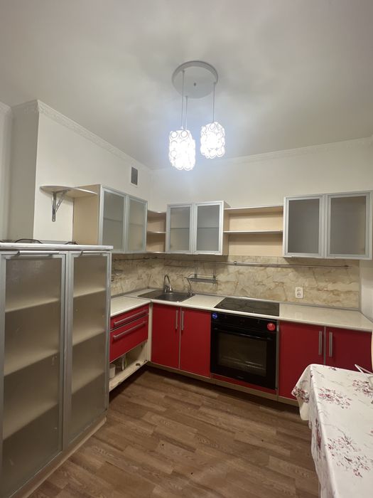 Продам кухню за 60 000