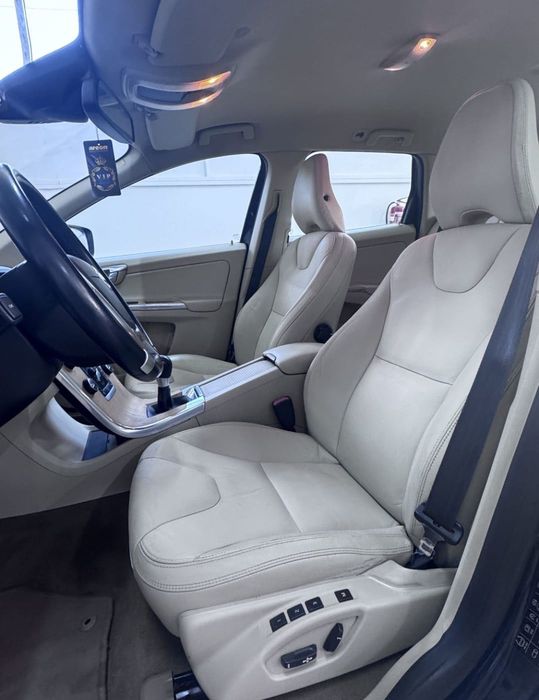 Volvo xc60 Albastru 4x4