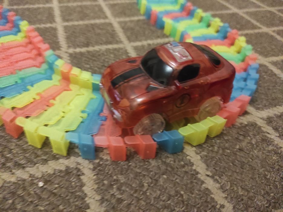 Гибкий  авто трек