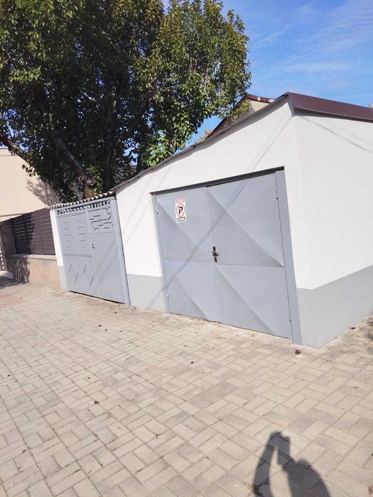 Casa ceantrala  de vanzare