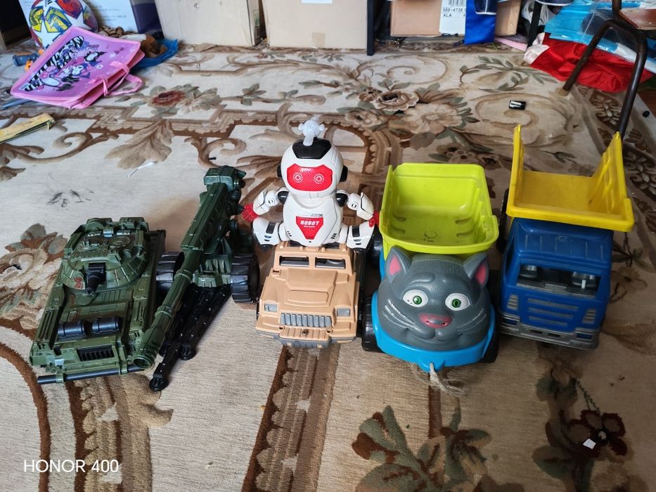 Игрушки для мальчиков