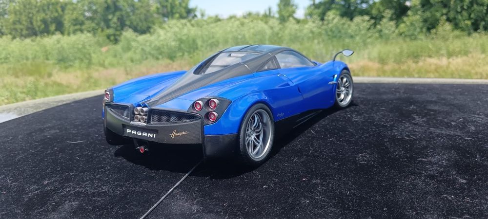 Pagani Huayra autoart