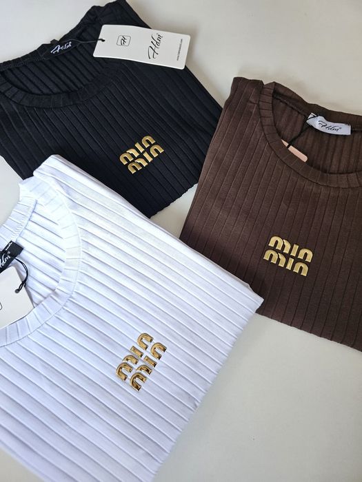 Дамски блузи с къс ръкав