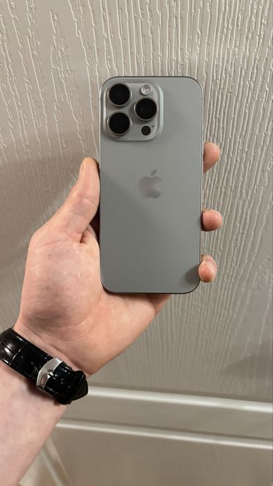 Айфон 16 pro продается