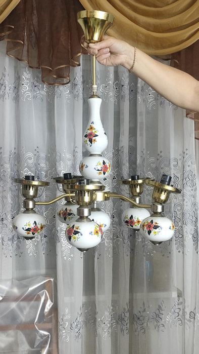 СРОЧНО! люстра фарфоровая