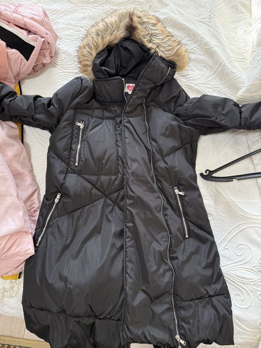 Продам зимние куртки на девочку