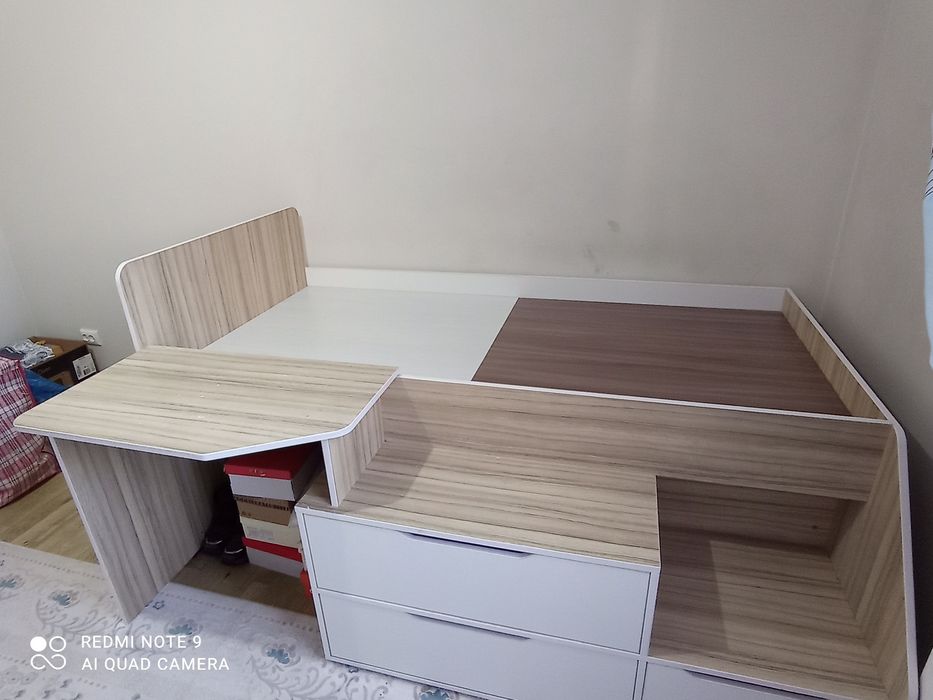 Кровать подростковая.