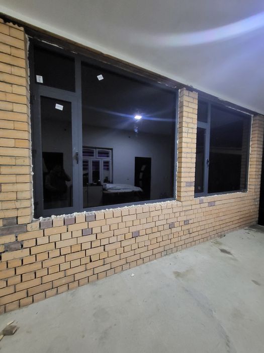 Akfa romlar, surma eshiklar, deqarativni oynalar,dushuvoy kabinalar