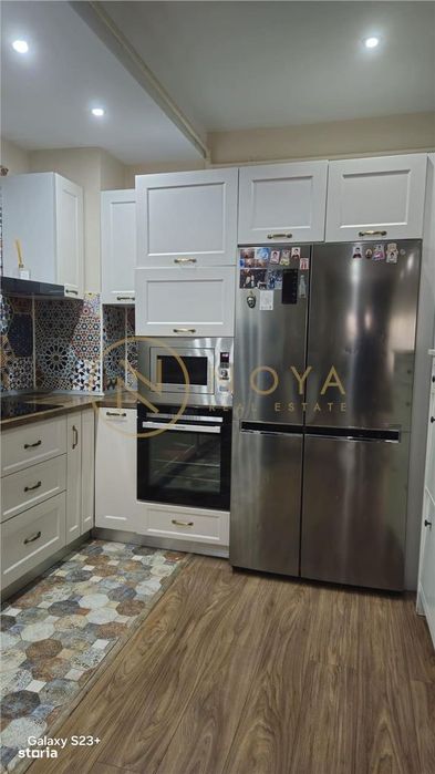 Apartament de vanzare de 4 camere in zona Pipera