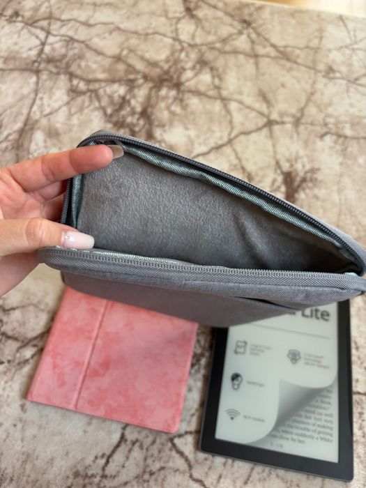 Електронен четец Pocketbook - нов с гаранция