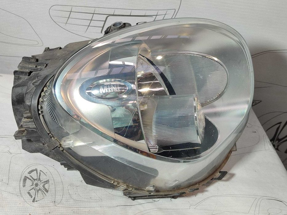 Far dreaptă UK Mini Countryman R60 2012 1.6 Diesel 82kW Halogen Cod OEM: 9801032 (4H2)