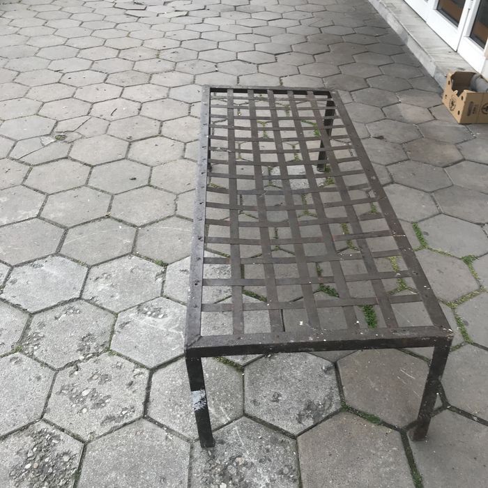 Свещник.  от  ковано  желязо   с    3   гнезда.