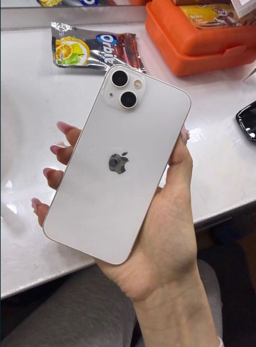 Продам iphone 13