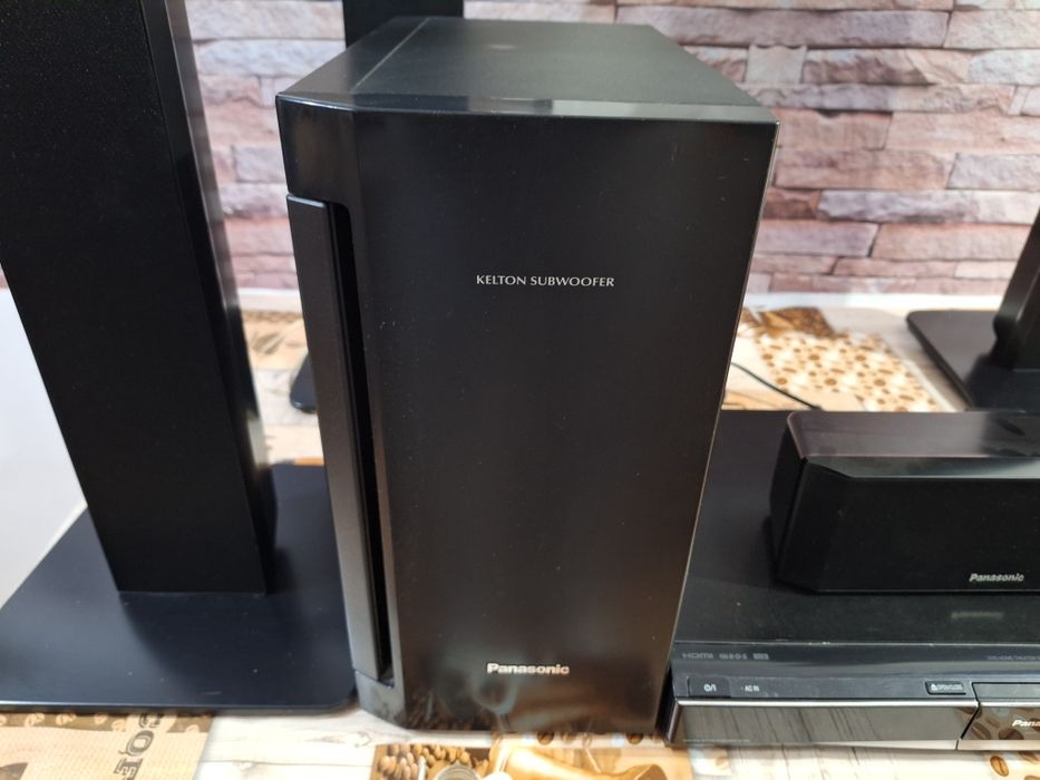 Vând Home Cinema Panasonic 5+1 surrond (sistem muzică cu subwoofer)