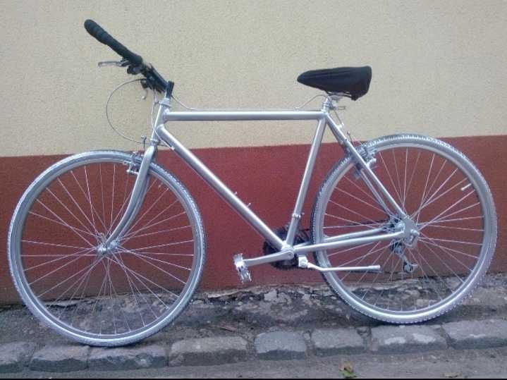 Bicicleta Cursiera Mountain bike aluminiu cu frane pe disc sau V brake