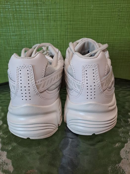 Adidași Nike Initiator Damă, Mărimea 38, Noi - Alb/Argintiu
