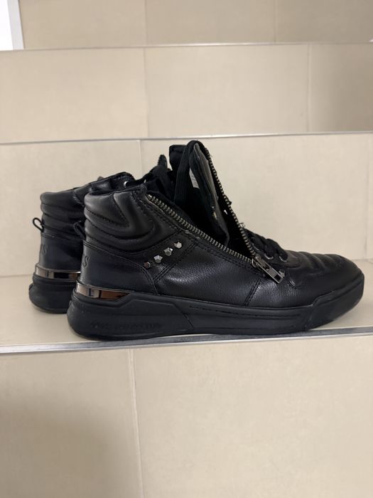 Обувки Guess естествена кожа…….