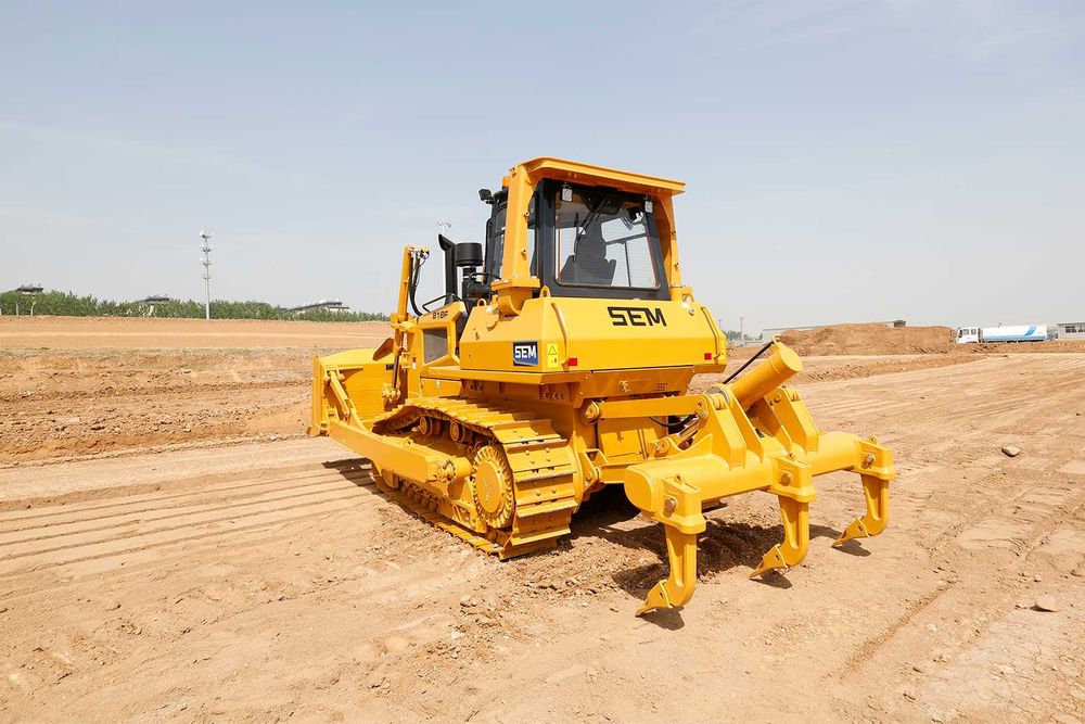 Занжирли булдозер SEM818F, Бульдозер SEM818F
