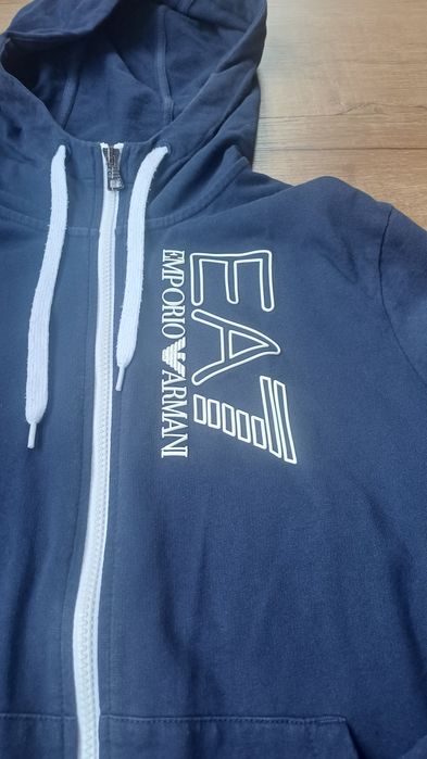 Emporio Armani 7 суитчър